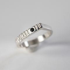 Prsten VIVI RIPPLE spinel