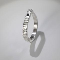 Ring VIVI RIPPLE spinel